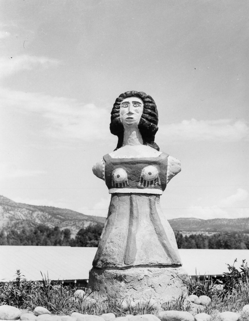 Russell Lee (1903 - 1986). Statue by a local Artist. Cimarron, New Mexico. August 1939.