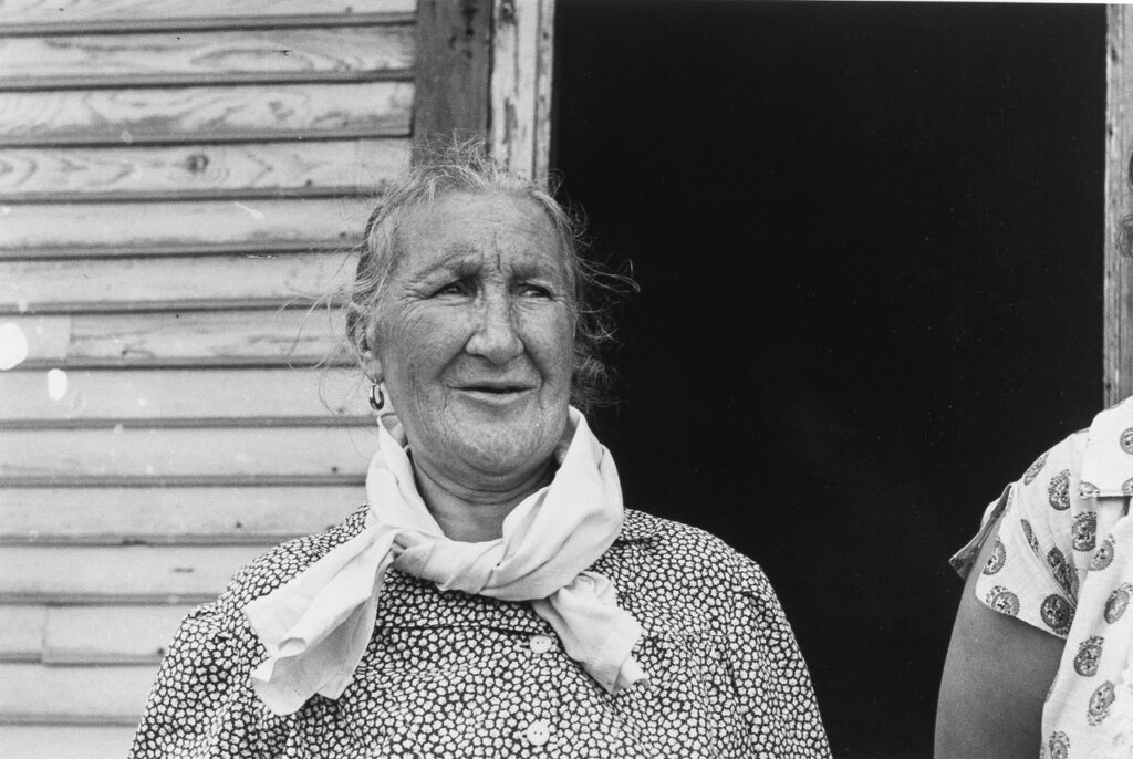 Russell Lee (1903 - 1986). Old woman resident of Winton, Minnesota. Winton, Minnesota. August-September 1937.