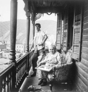 Jack Delano (1914 - 1997). Polish family living on High Street in Mauch Chunk, Pennsylvania. Mauch Chunk Pennsylvania. August 1940