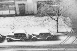 Arthur Rothstein (1915 - 1985). Snow storm. Washington, D. C. January 1938. Gift of Markham Hirt.