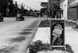 Ben Shahn (1898 - 1969). Main street, Plain City, Ohio. August 1938.