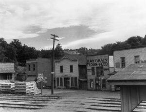 Arthur Rothstein (1915 - 1985). View of Winslow. Madison [i.e., Washington] County, Arkansas. Winslow, Arkansas. August 1935.